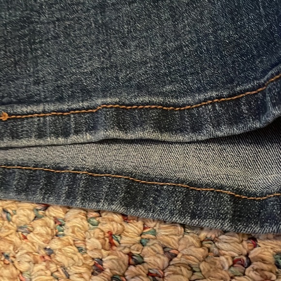 denim shorts - Picture 2 of 5